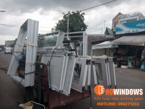 cửa nhôm kính giá rẻ